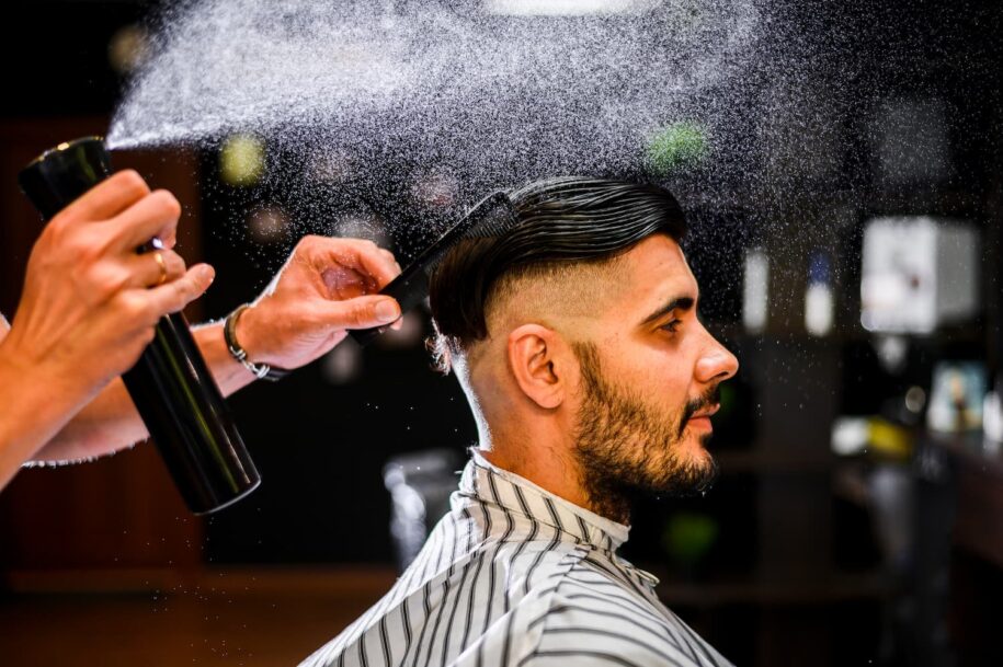 Rekomendasi Barbershop di Jakarta: Yuk Treatment Anti-Dandruff, Harga Mulai 100k!